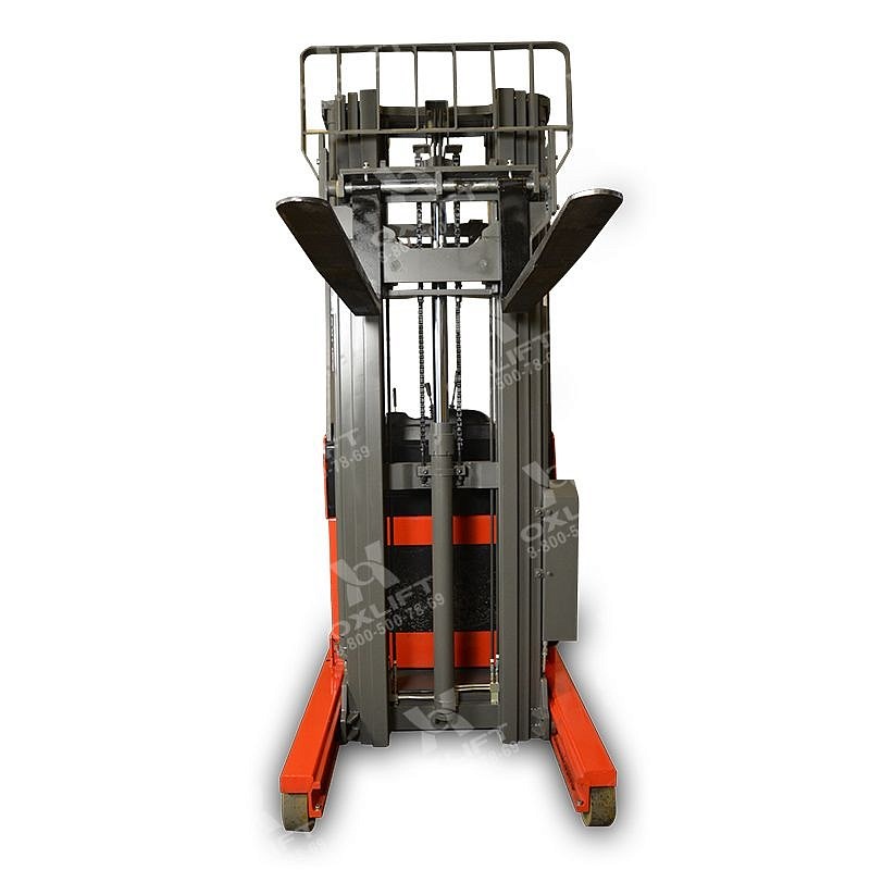 Фото 23 - Ричтраки с кабиной стоя MF12-35 OXLIFT.