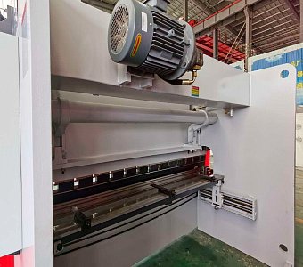 Фото 54 - MetalTec HBM 160/3200M (E22, инвертор заднего упора) листогибочный гидравлический пресс.