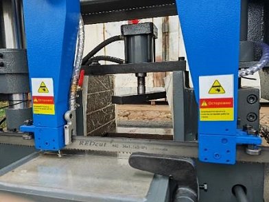 Фото 44 - MetalTec MBS 330/50 CH ленточнопильный станок для резки металла под углом 90°.