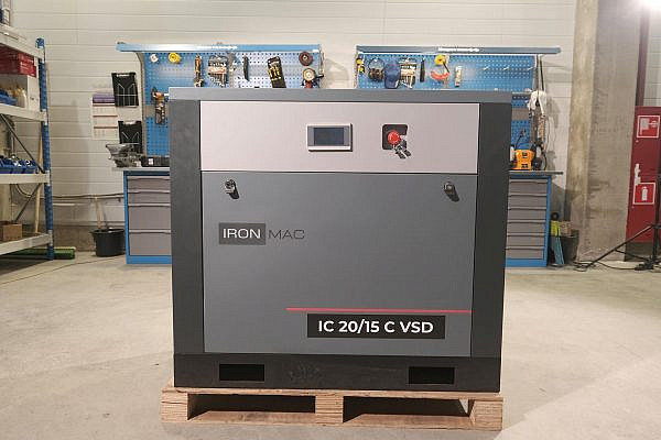 Фото 13 - Винтовой компрессор IC 20/15 C VSD IP55.