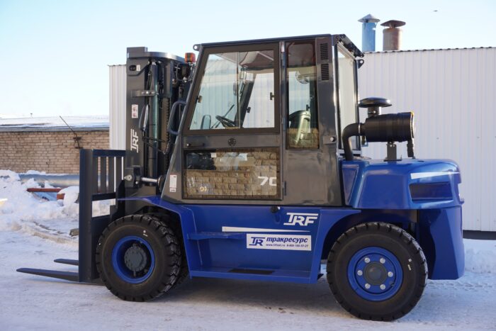 Фото 2 - Вилочный погрузчик TRF D70-4i.