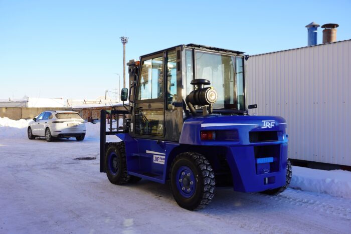 Фото 3 - Вилочный погрузчик TRF D70-4i.